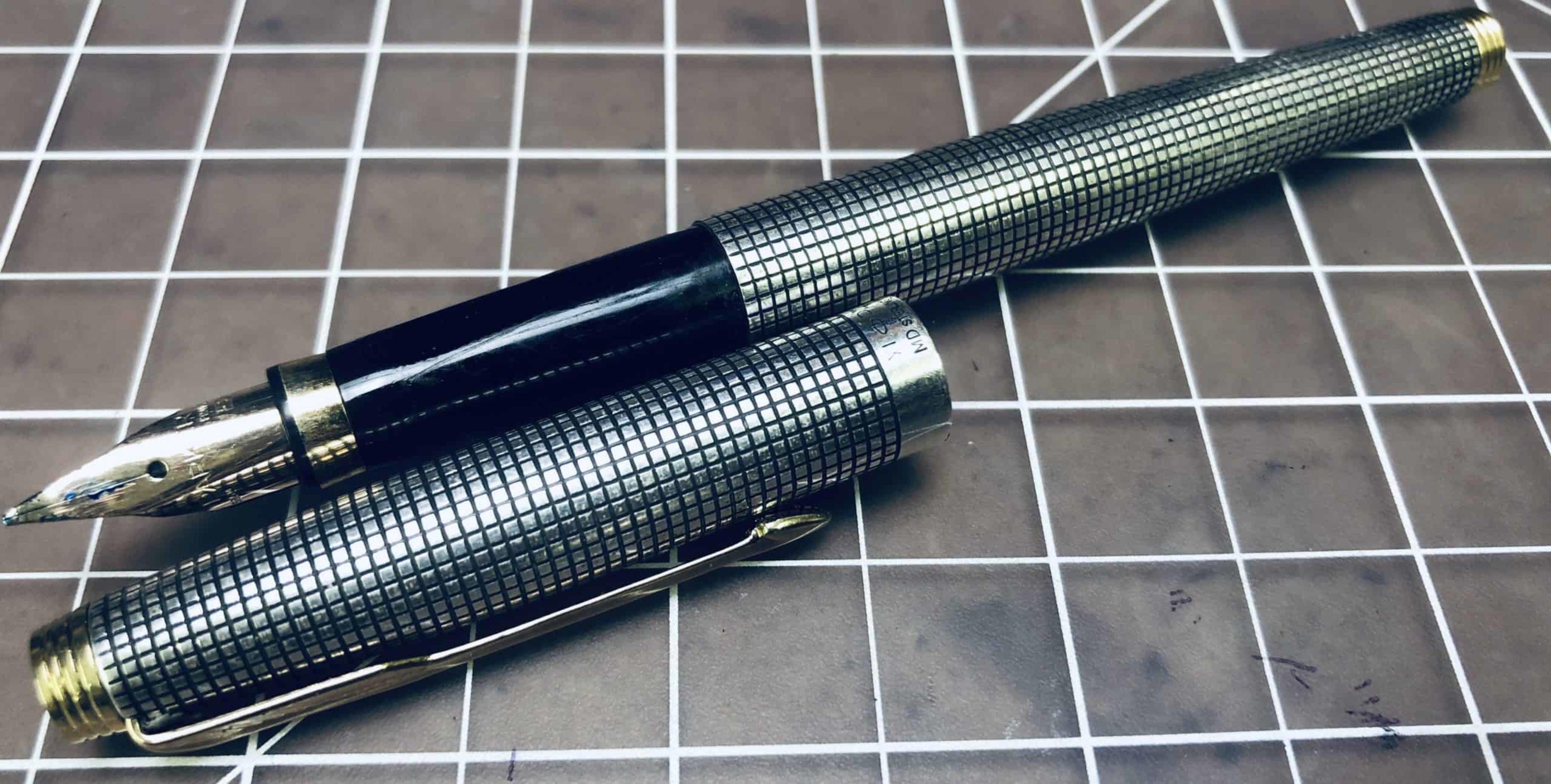 Perfect Parker Pen Classic IM Series Black Grid 0.5mm Fine Nib Fountain Pen 